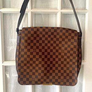 Louis Vuitton messenger bag